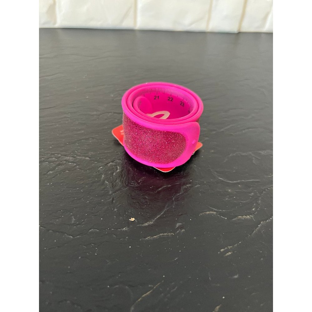 Lingo's Snap Bracelet Ruler (Color Varies)